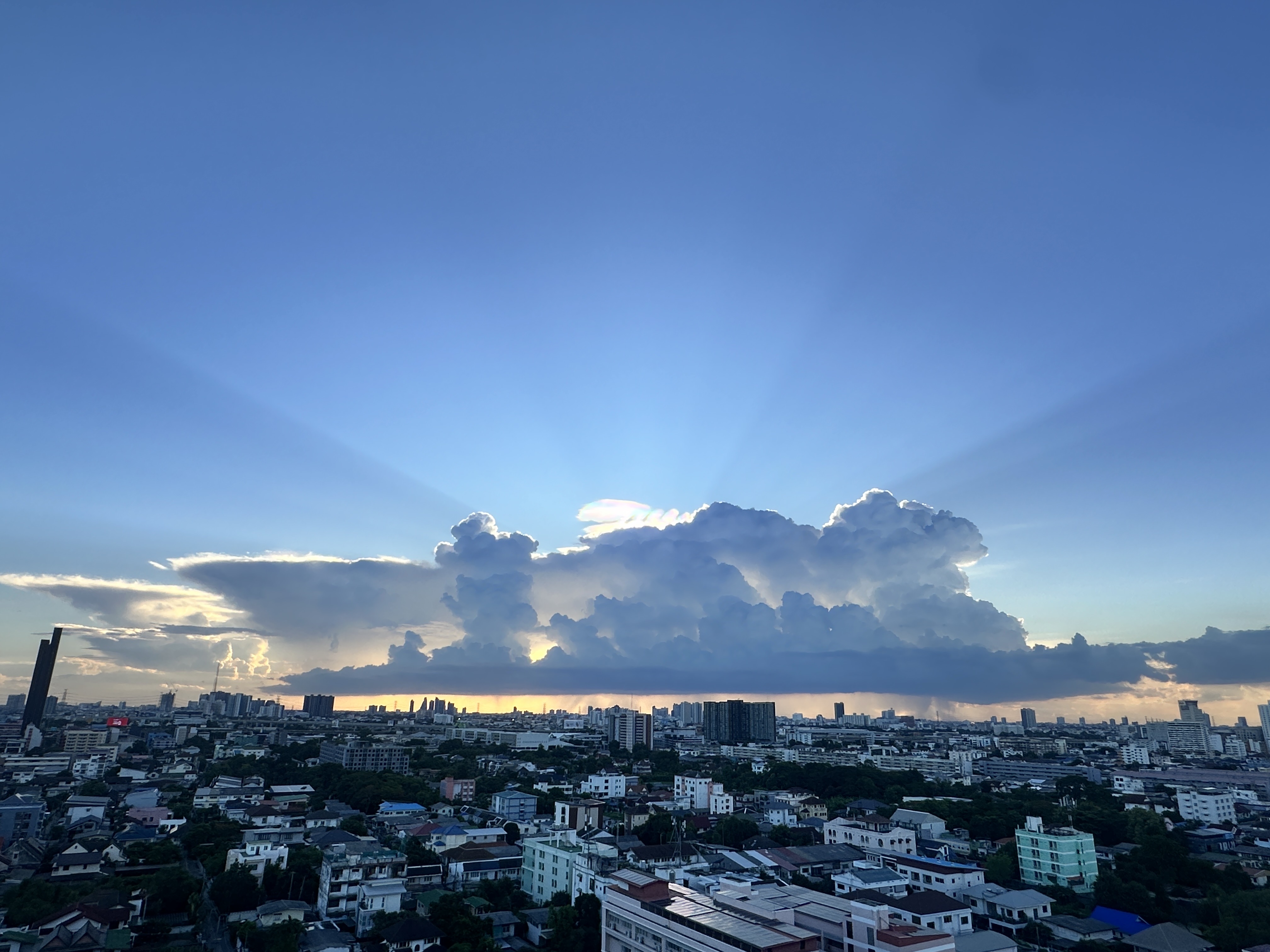 Bangkok Sunset - Hero Realtor